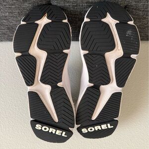 Sorel Women Kinetic RNEDG Strap Black sneakers